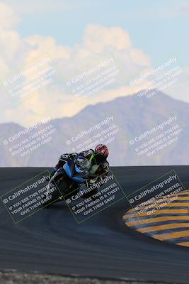 media/Oct-03-2022-Moto Forza (Mon) [[5f077a3730]]/Beginner Group/Session 5 (Turn 12)/